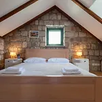 Cypress * دوبروفينك